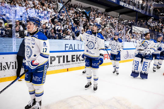 Leksands Lian Bichsel och Linus Andersson  jublar
