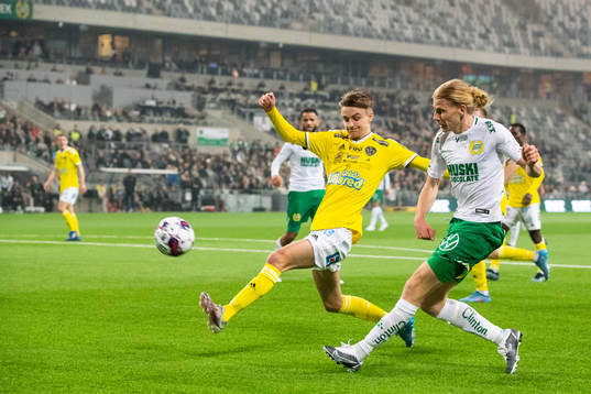 Falkenbergs Melker Larsson och Hammarbys Gustav Ludwigson