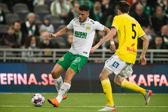 Hammarbys Astrit Selmani och Falkenbergs Adam Eriksson
