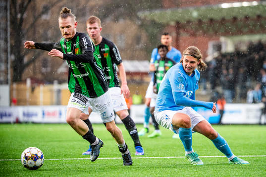 GAIS Jonas Lindberg och Malmö FFs Sebastian Nanasi