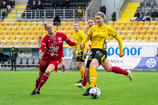 Rävåsens Amanda Jansson och Elfsborgs Elin Dahl