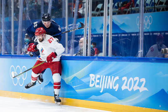 Harri Pesonen of Finland and Vyacheslav Voynov of Russia in