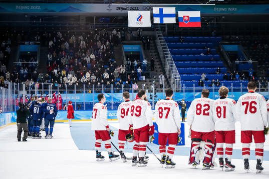 Players of Finland and Russia