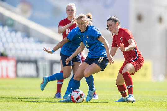 Valentina Cernoia of Italy