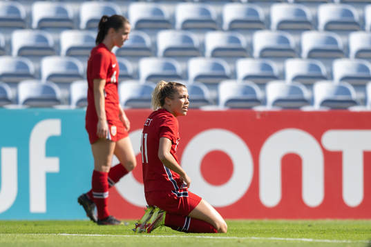 Bläddra bland fler bilder av Football, Algarve Cup 2022, Italy - Norway