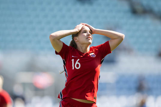 Guro Reiten Norrköpings looks dejected