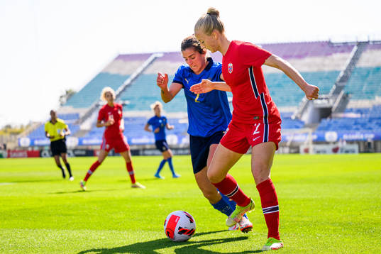 Anja Sønstevold of Norway and Valentina Bergamaschi of