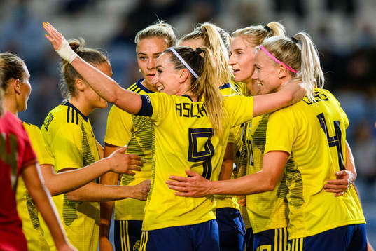 Player of Sweden celebrate 4-0