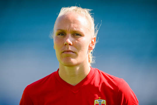 Maria Thorisdottir of Norway ahead the Algarve Cup football