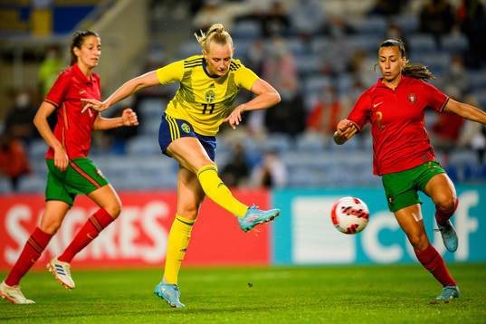Stina Blackstenius of Sweden shoots