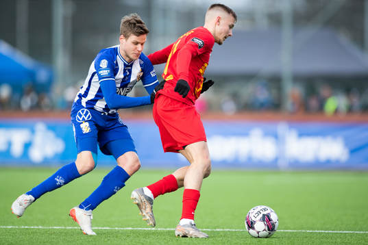 IFK Göteborgs Gustaf Norlin and Landskronas Melker Heier
