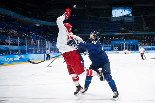 Pavel Karnaukhov of Russia and Petteri Lindbohm of Finland