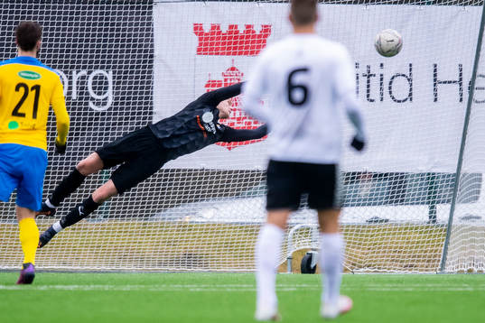Eskilsminnes målvakt Harry Lomsten