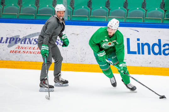 Tränare Cam Abbott och Adam Tambellini