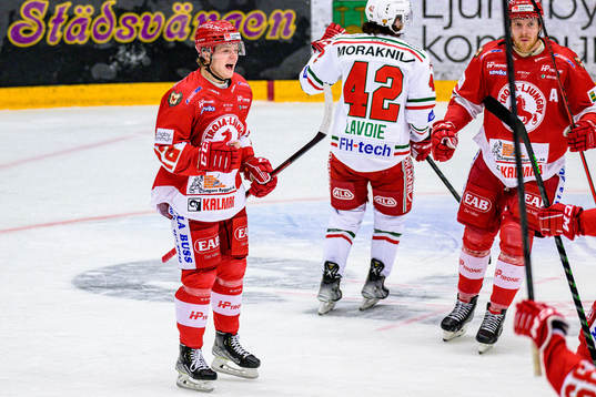 Troja/Ljungbys Jesper Emanuelsson jublar