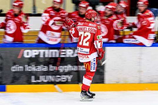 Troja/Ljungbys Jesper Emanuelsson jublar