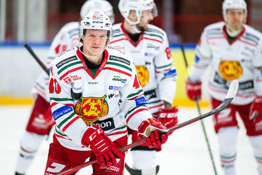 Moras Anton Heikkinen jublar