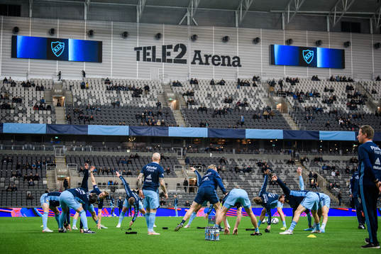Djurgårdens spelare värmer upp