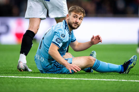 Djurgårdens Albion Ademi deppar