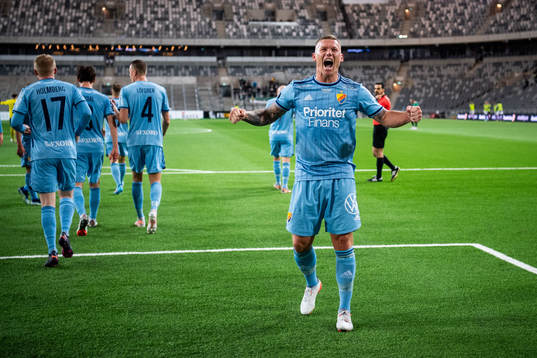 Djurgårdens Victor Edvardsen jublar