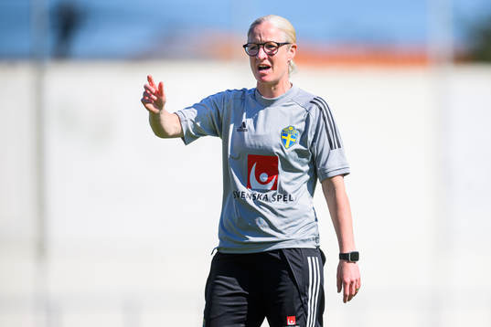 Victoria Sandell, assistant coach