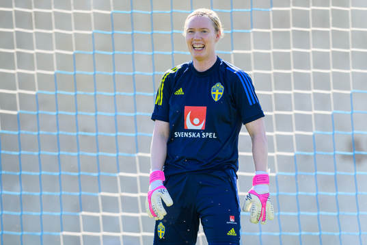 Goalkeeper Hedvig Lindahl