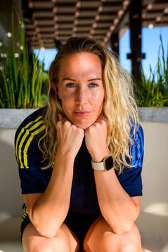 Julia Roddar pose for a portrait