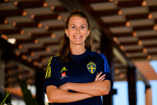 Emma Berglund pose for a portrait