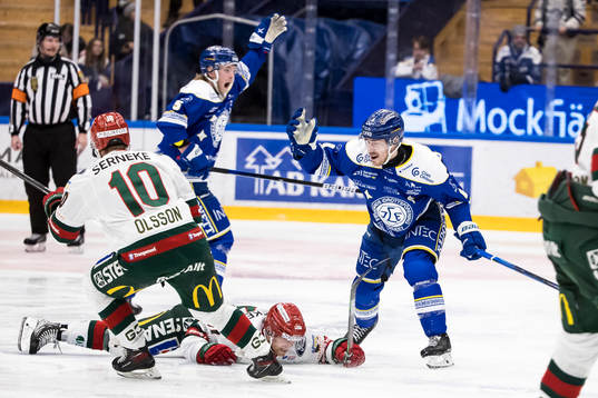 Frölundas Ryan Lasch och Leksands Matt Caito och Leksands