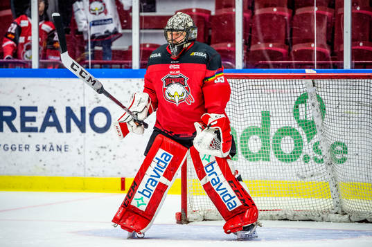 Malmö Redhawks prideambassadör målvakt Oscar Alsenfelt