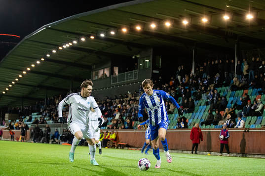 Utsiktens Karl Bohm och IFK Göteborgs Simon Thern