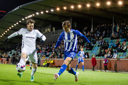 Utsiktens Karl Bohm och IFK Göteborgs Simon Thern