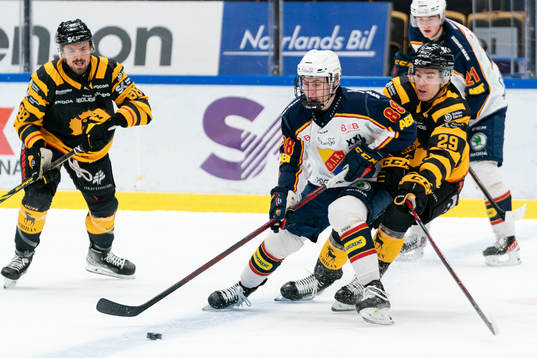 Djurgårdens Jonathan Lekkerimäki och Skellefteås Albin