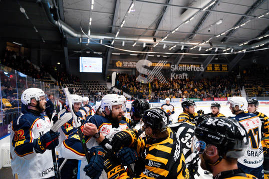 Djurgårdens Dick Axelsson och Skellefteås Jonathan