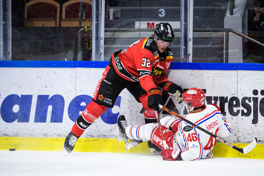 Luleås Oscar Engsund och Timrås Pontus Åberg