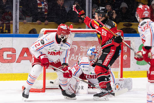 Timrås målvakt Sami Rajaniemi deppar