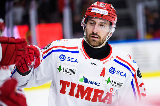 Timrås Albin Lundin jublar
