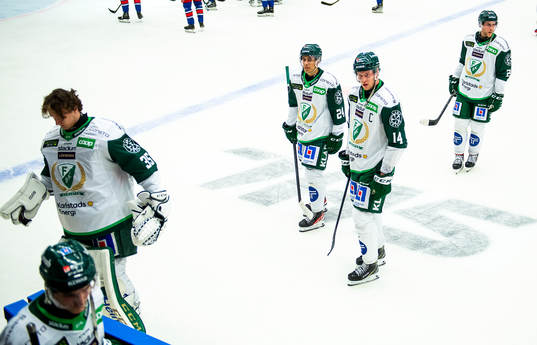 Färjestads målvakt Dennis Hildeby, Sigge Grunditz och