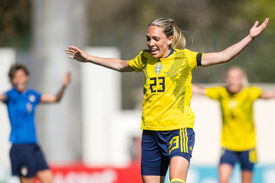 Elin Rubensson of Sweden reacts