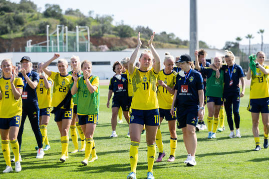 Stina Blackstenius of Sweden celebrates