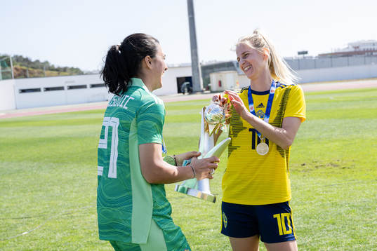 Goalkeeper Zecira Musovic and Sofia Jakobsson of Sweden
