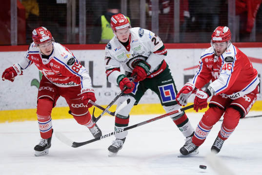 Timrås Pontus Åberg och Frölundas Theodor Niederbach