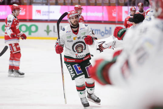 Frölundas Daniel Torgersson jublar
