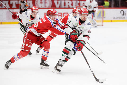 Frölundas Niklas Lasu och Timrås Filip Westerlund