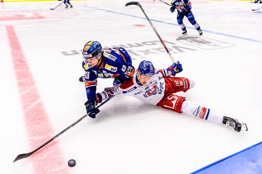 Växjös Ben Thomas och Oskarshamns Mikkel Øby-Olsen