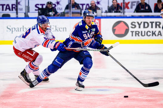 Oskarshamns Patrik Karlkvist och Växjös Joel Persson
