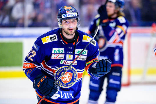 Växjös Tobias Rieder jublar