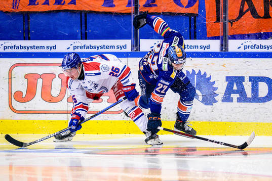 Oskarshamns Lukas Pilö  och Växjös Tobias Rieder