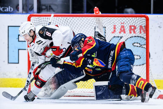 Malmö Redhawks Johan Olofsson och Djurgårdens Emil