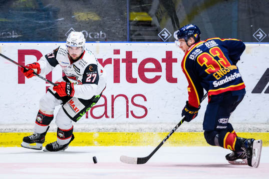 Malmö Redhawks Ponthus Westerholm och Djurgårdens Filiph